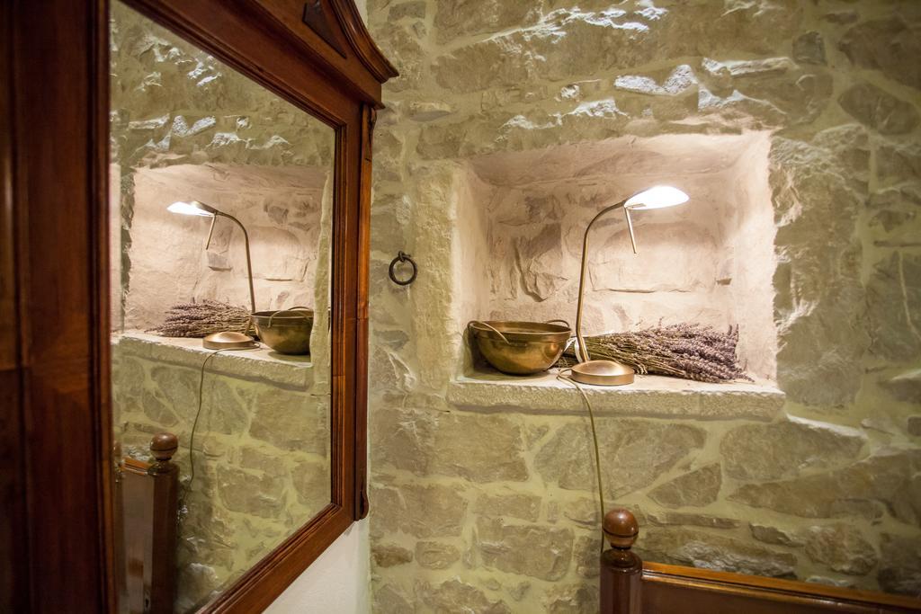 Studios Balic Lux Split Rom bilde
