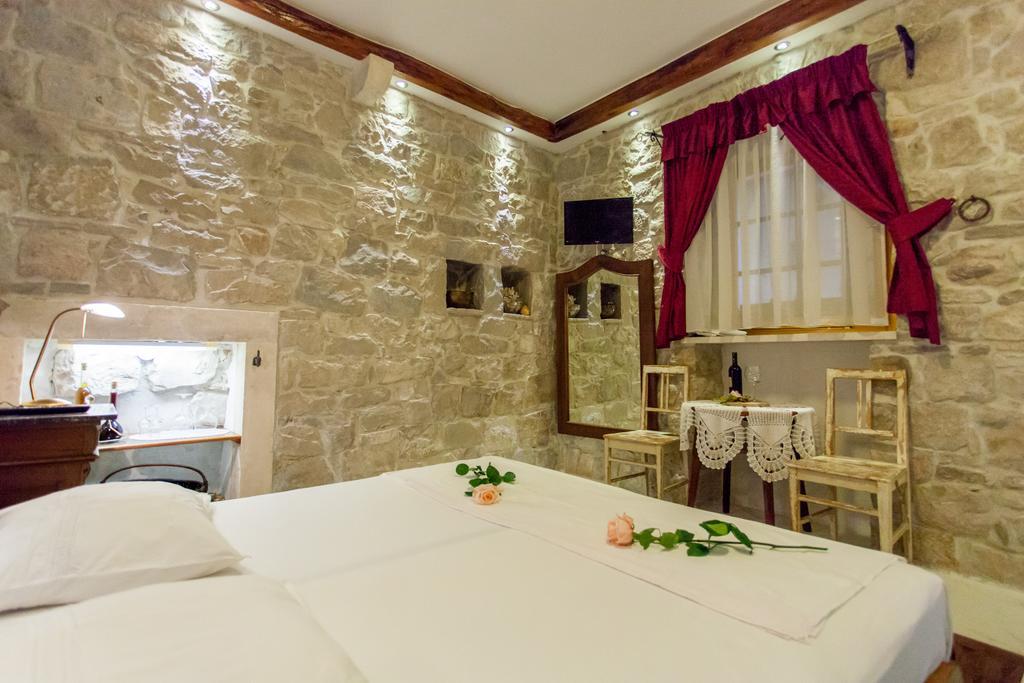 Studios Balic Lux Split Rom bilde